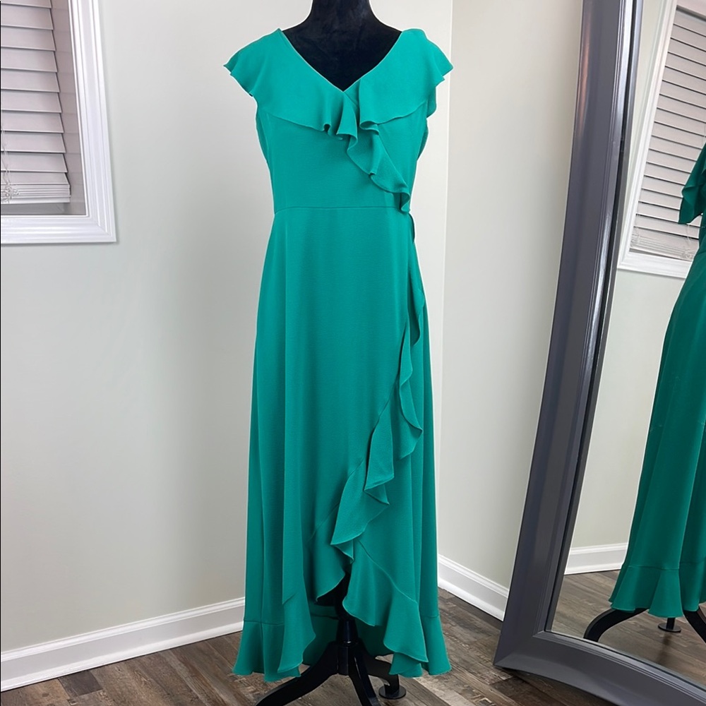 London Times Elegant Green Ruffle Maxi Dress Ladies Size 8